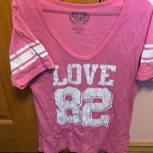 Pink v neck T-shirt